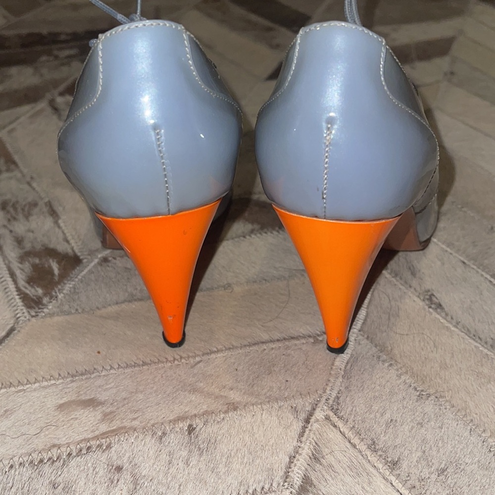Shoes - Picture 3 of 5
